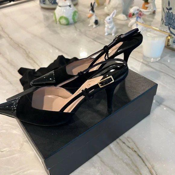 CHANEL Black Patent Toe Suede Slingback Pumps - Picture 2 of 10